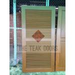 TD185 ประตูไม้สัก เกล็ดมีเอว ขนาด 80X200 ซม.