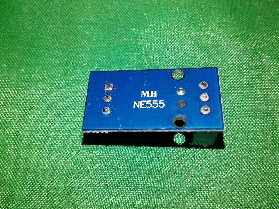 วงจรปรับโวลท์ PWM NE555 มี VRในตัว ขนาดเล็ก