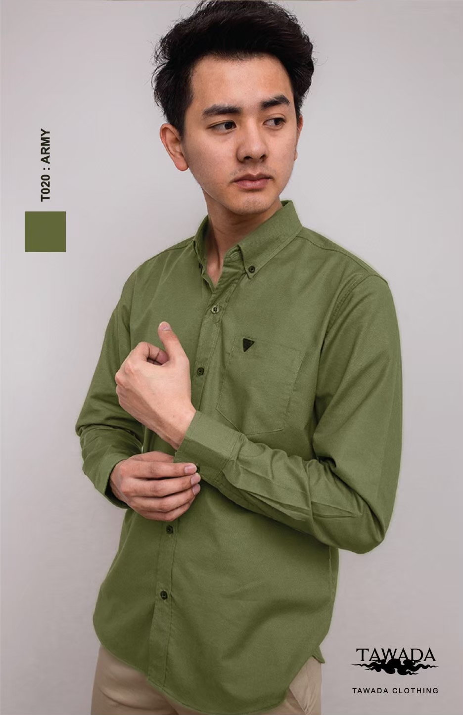 เสื้อเชิ้ตผู้ชายแขนยาวคอปกทรง Silmfit สีเขียวทหาร