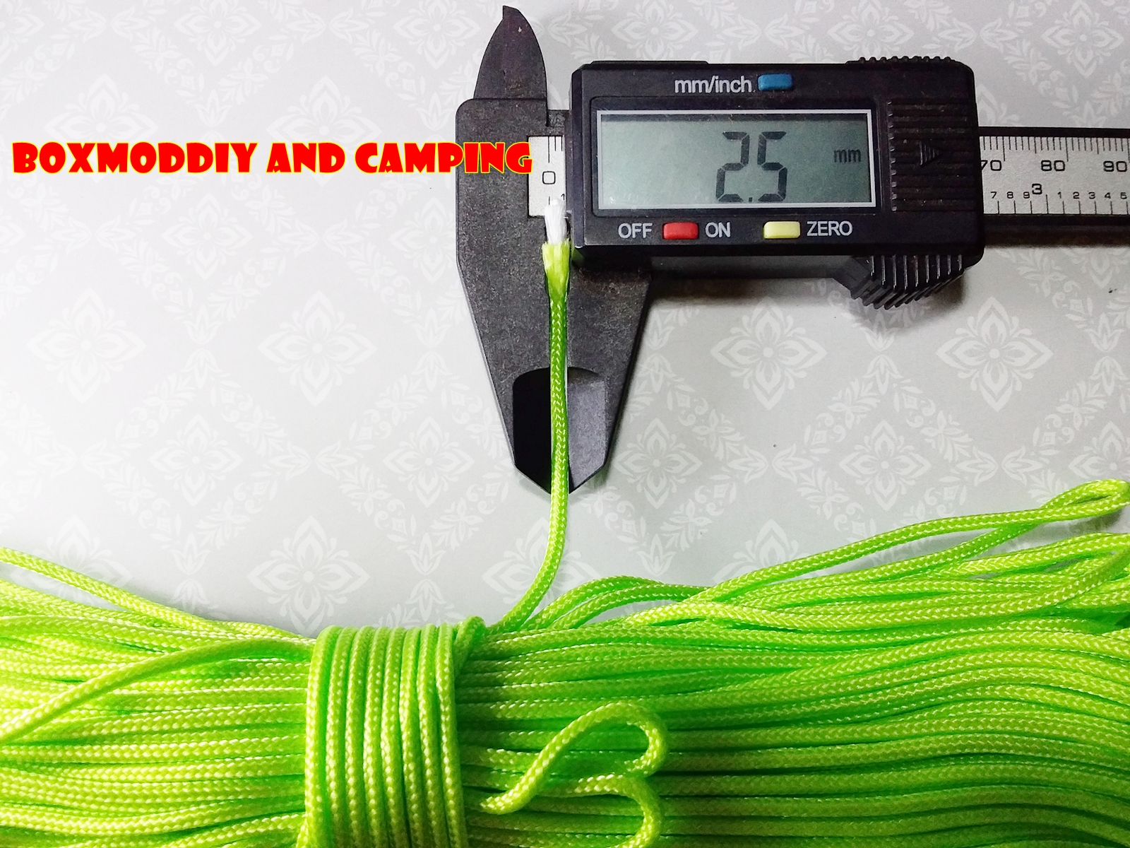 เชือกผูกเต็นท์ ผูกฟลายชีท เชือกร่มชูชีพ เชือกcamping ขนาด 2.5มม. ยาว30เมตร รองรับแรงดึงเกิน 50กก. สีเขียวสะท้อนแสง