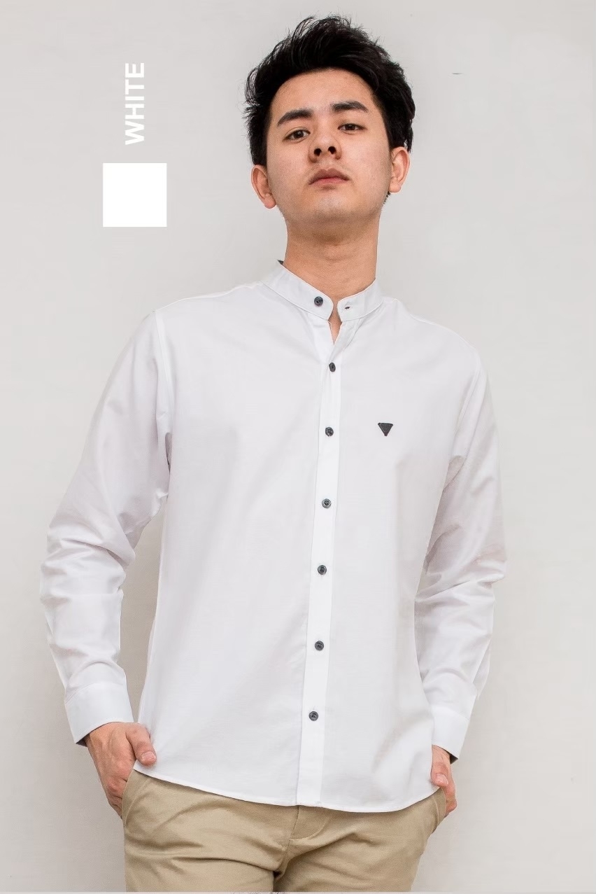 เสื้อเชิ้ตผู้ชายแขนยาวคอจีนทรง Silmfit สีขาว
