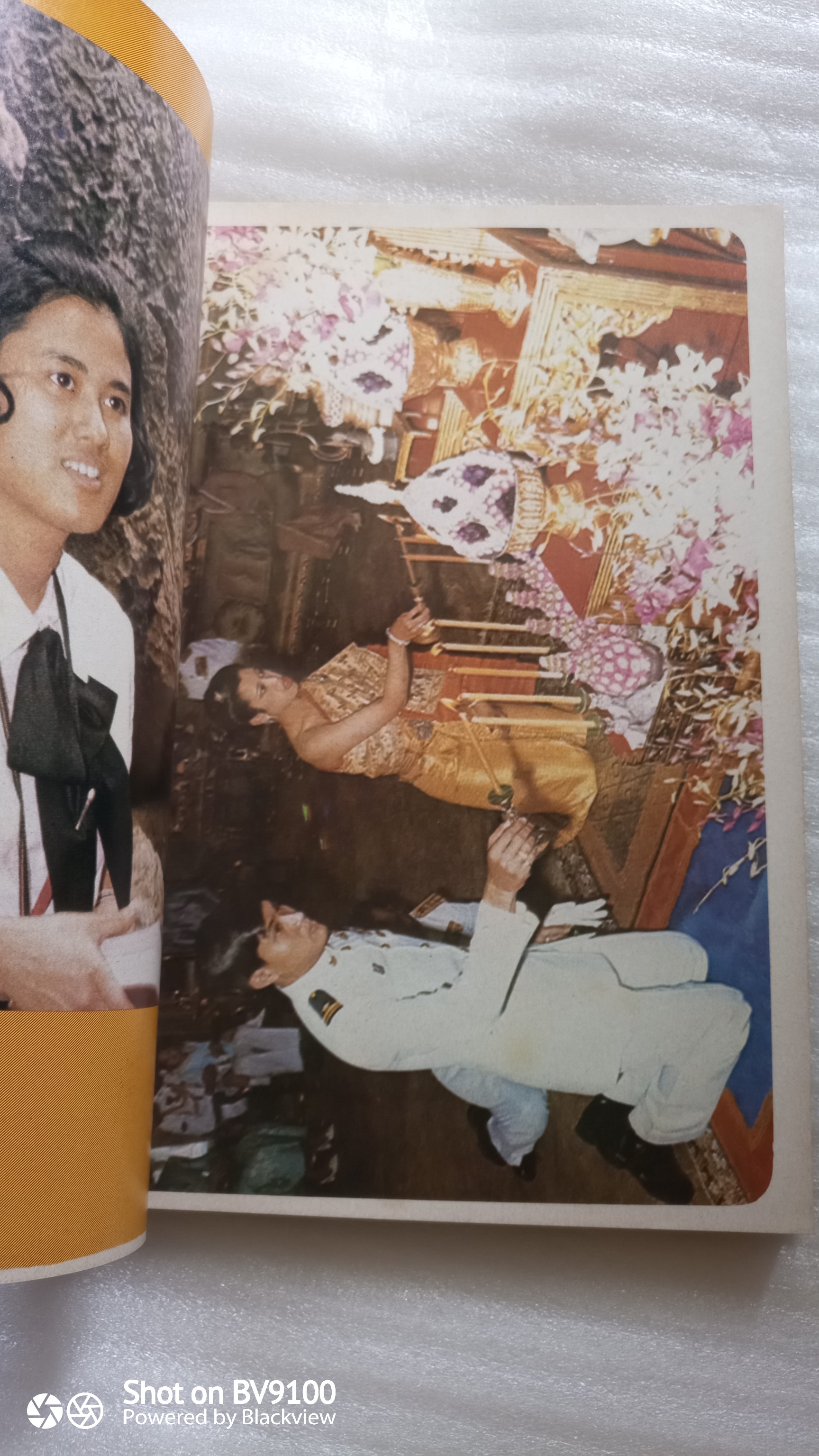 สมเด็จพระบรมราชชนก และ สมเด็จพระบรมราชชนนี / ชาลี เอี่ยมกระสินธุ์