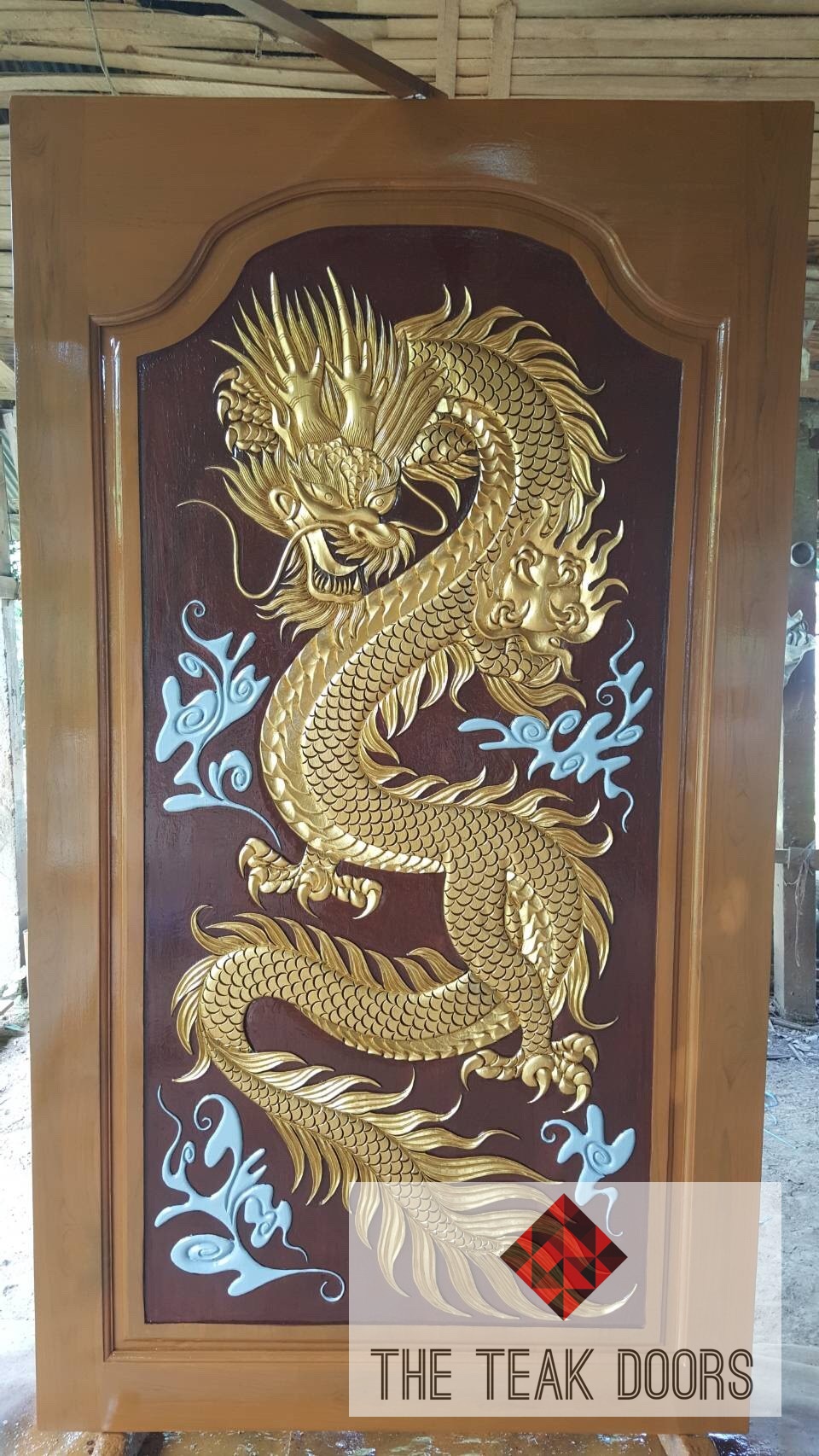 TD101 ประตูไม้สัก บานเดี่ยว ลายดราก้อน หัวปีกนก ขนาด 100X200 ซม.