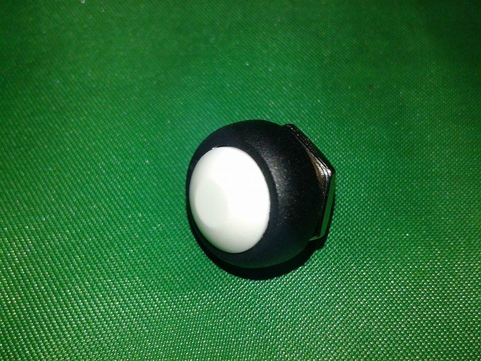 สวิทซ์ปุ่มรีเซ็ท 12MM กดติดปล่อยดับ แป้นบอลสีขาว วัสดุ ABS
