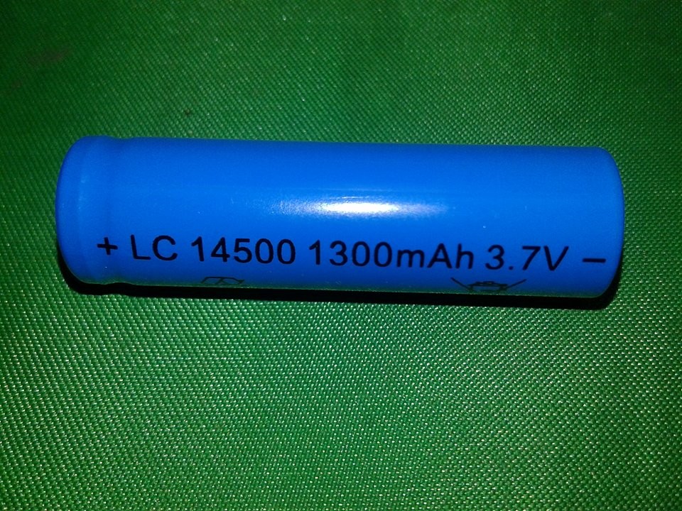 แบตเตอรี่ขนาด 14500 ชาร์ทไฟได้ 3.7v 1300mah สำหรับ ไฟฉายแรงสูง รถแข่ง ของเล่นต่างๆ