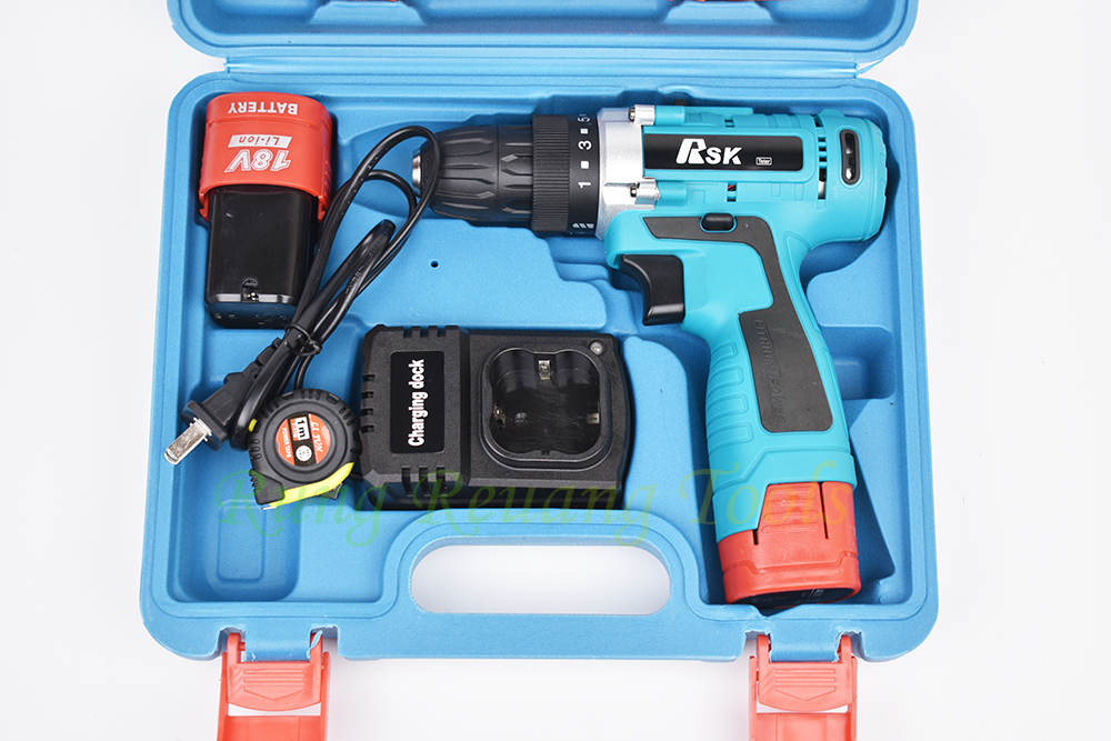 RSK สว่านไร้สาย 18V รุ่น 330DWE พร้อมแบตฯ 2 ก้อน และชุดอุปกรณ์