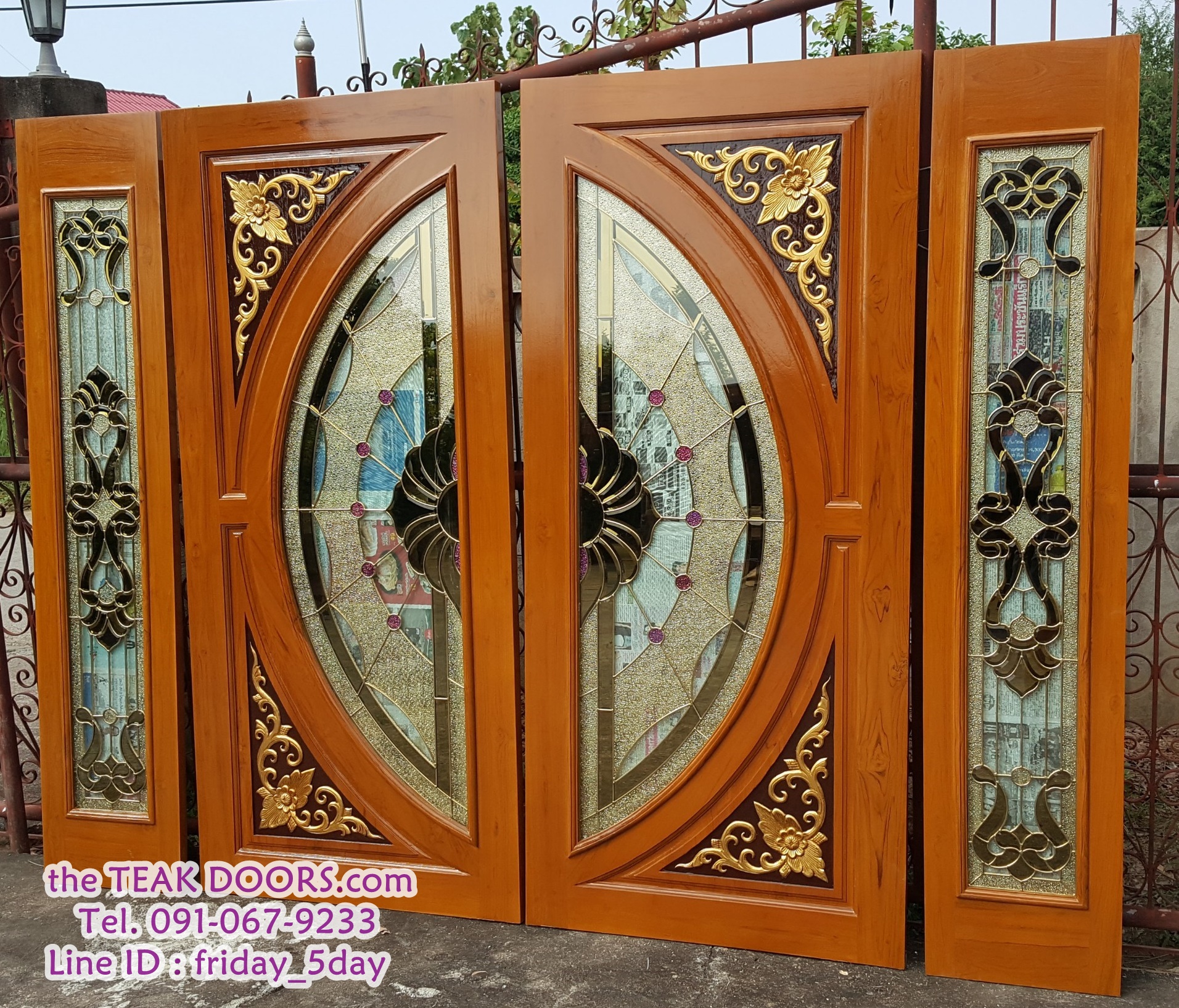 ประตูไม้สัก กระจกสเตนกลาส ชุด 4 ชิ้น (บานเปิด-ปิด)