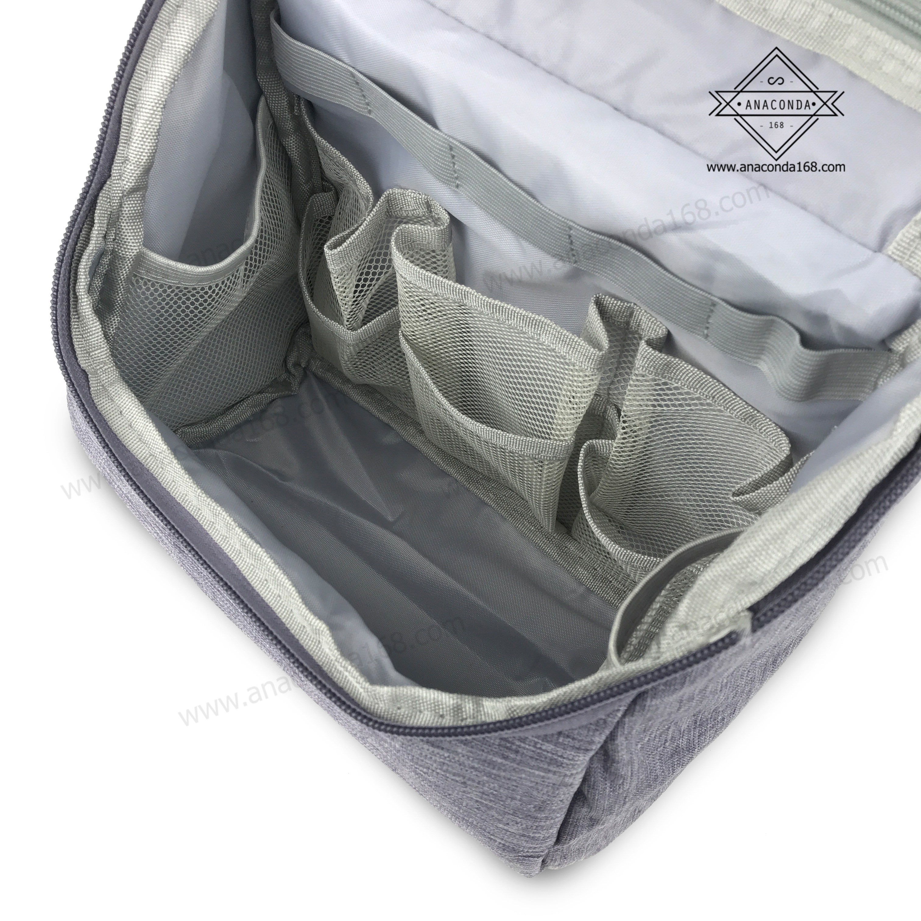 กระเป๋าจัดระเบียบใส่อุปกรณ์อาบน้ำ ( มีตะขอสำหรับแขวนได้ )