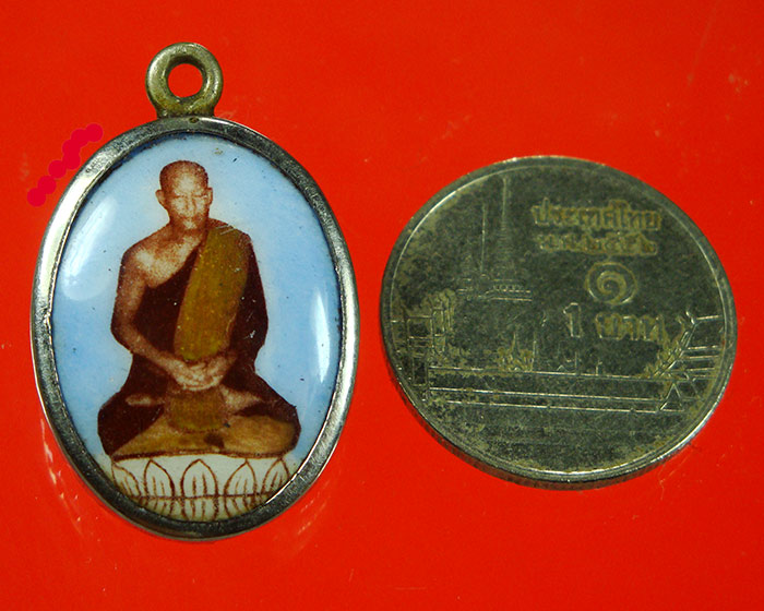 741.ล็อกเก็ตหลวงพ่อจีน ปิยะธัมโม หลังอักษรจีน เข้มแข็งคลาสสิคครับ