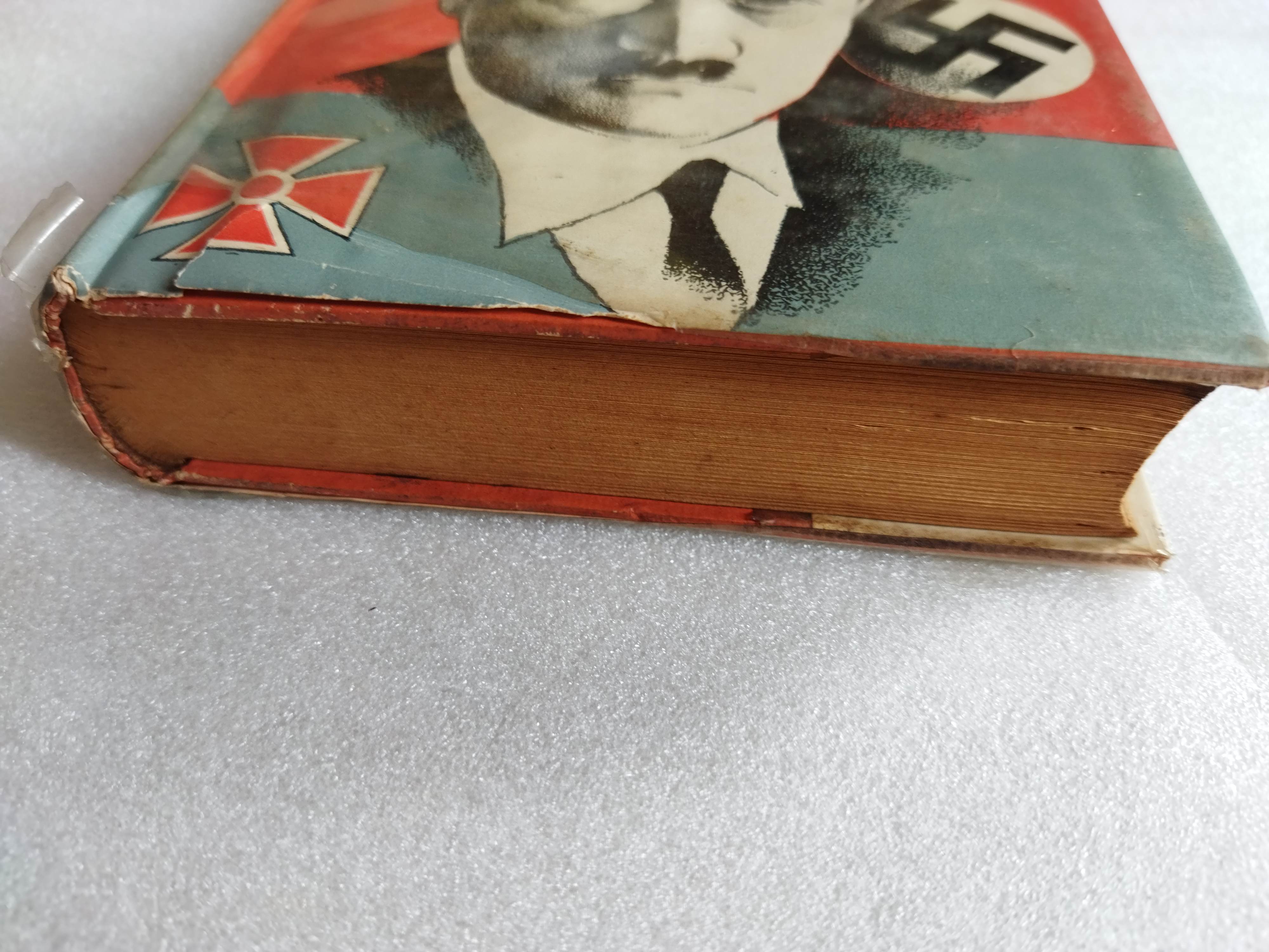 ฮิตเลอร์จอมเผด็จการ