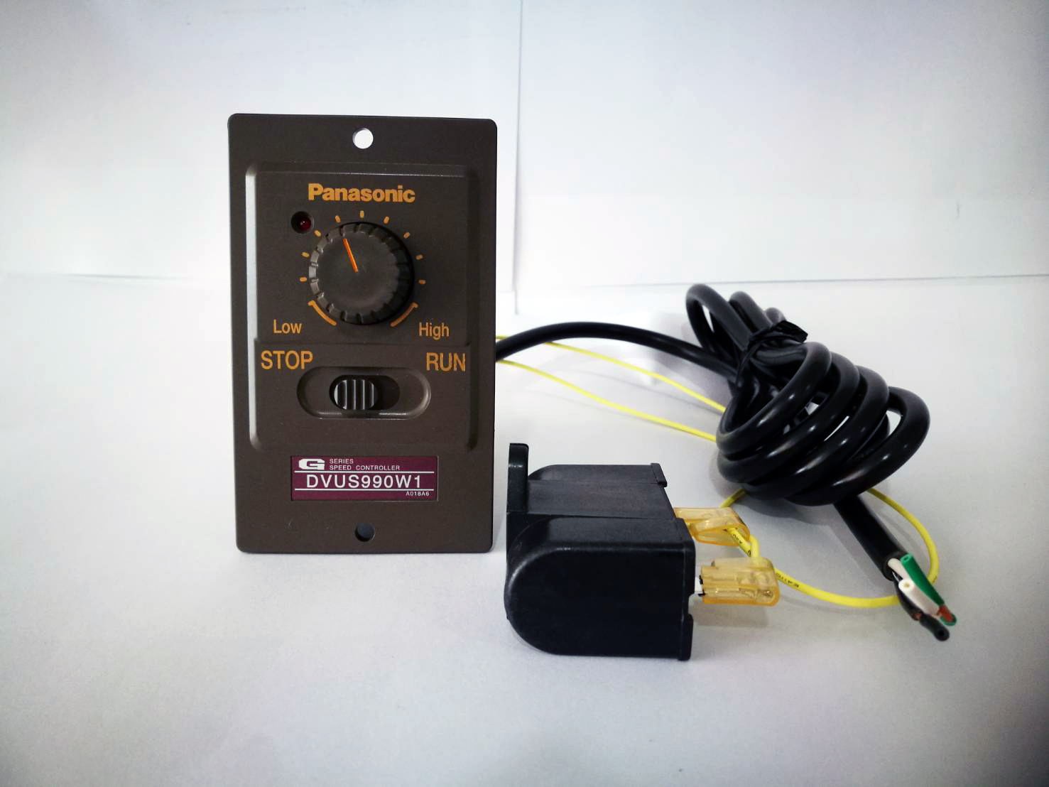 90W DVUS990W1