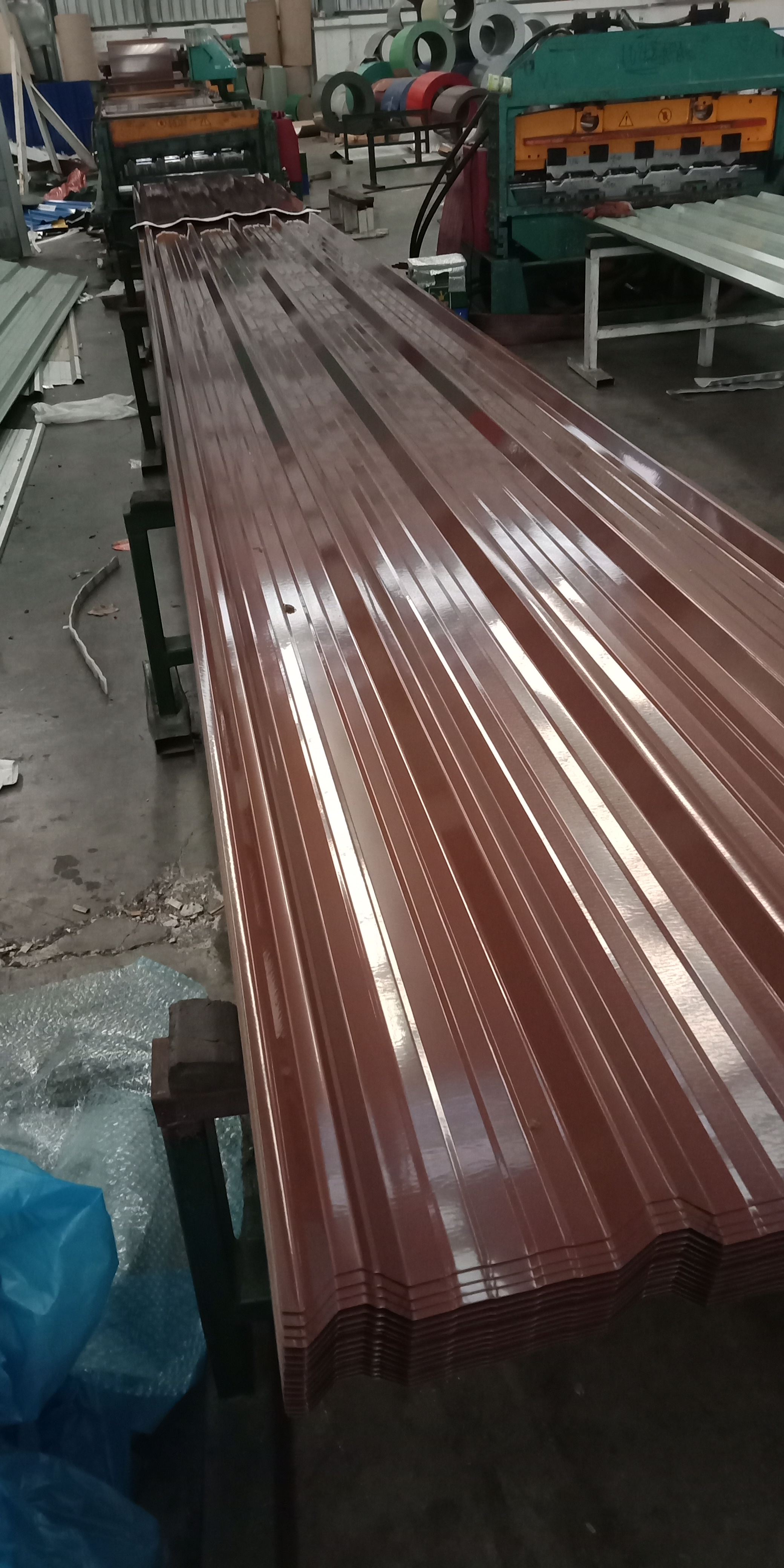 เมทัลชีทแผ่นตรงสีน้ำตาลหนา0.35มิล หน้ากว้าง 76 ซม./สินค้าหมดนะครับลอตใหม่อาจจะมีการปรับขึ้นราคา