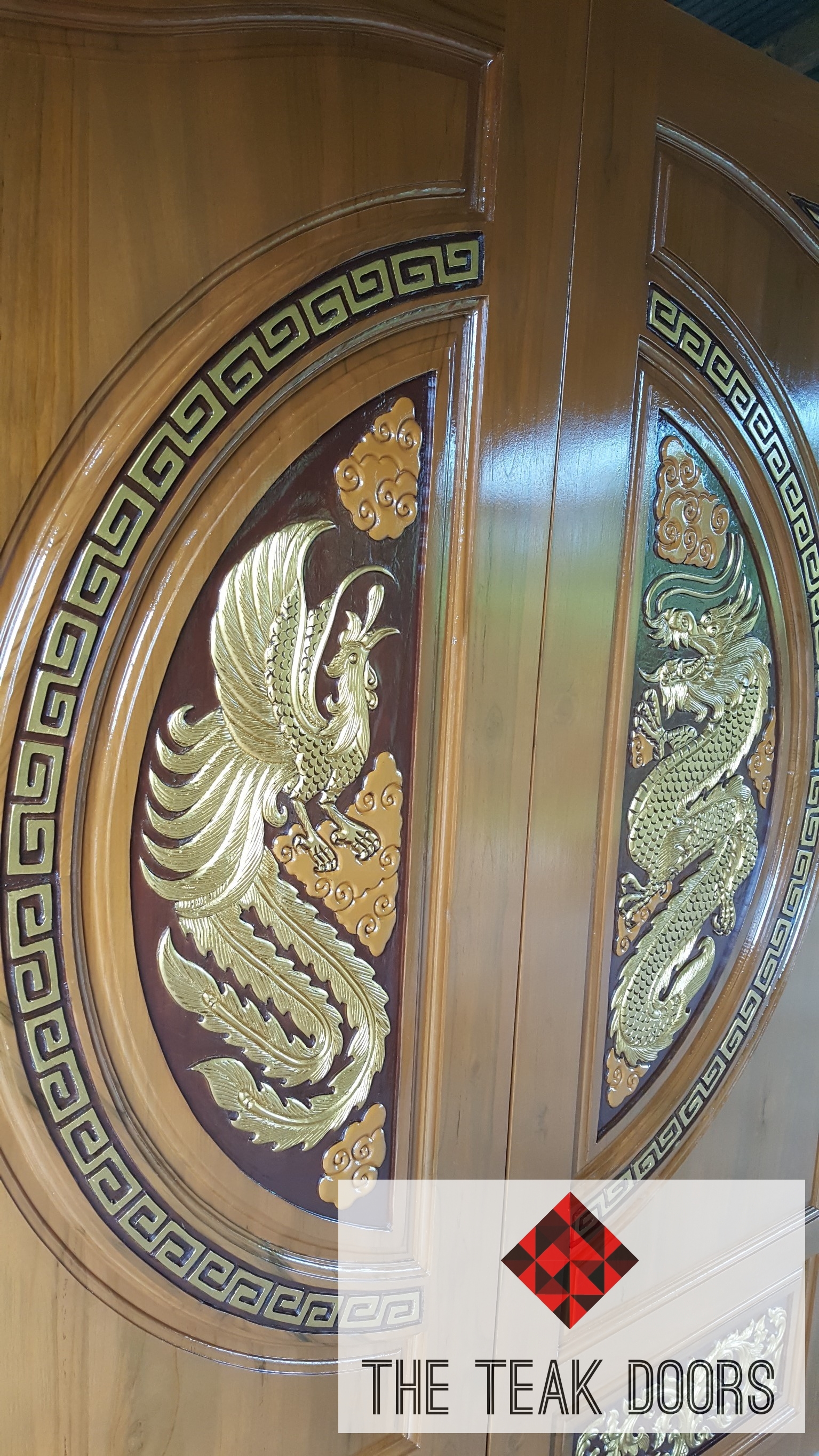 TD230 ประตูไม้สักบานคู่ วงกลมหงส์มังกร ขนาด 160X200 ซม.