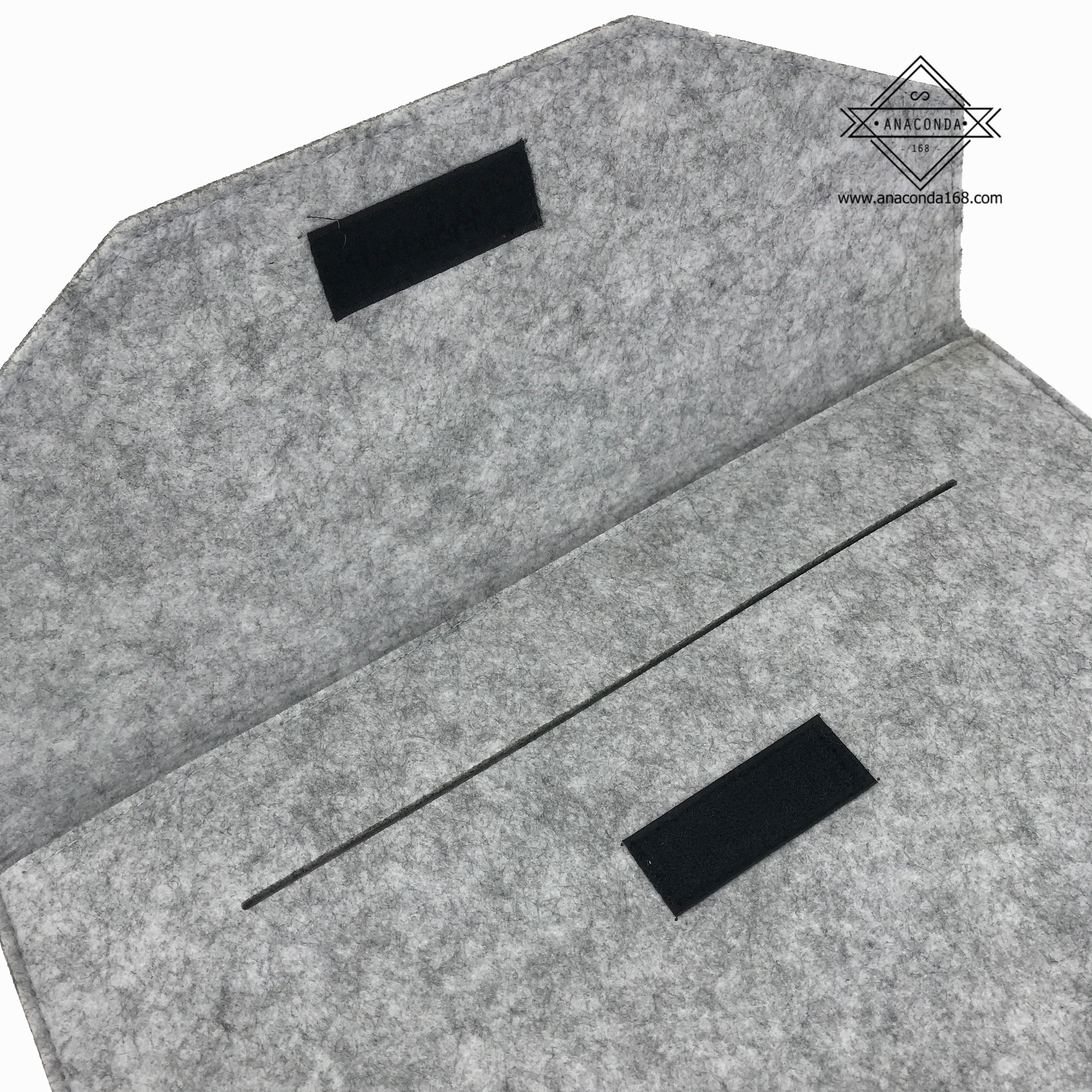 ซองใส่แล็ปท็อปผ้าสักหลาด (13 นิ้ว)