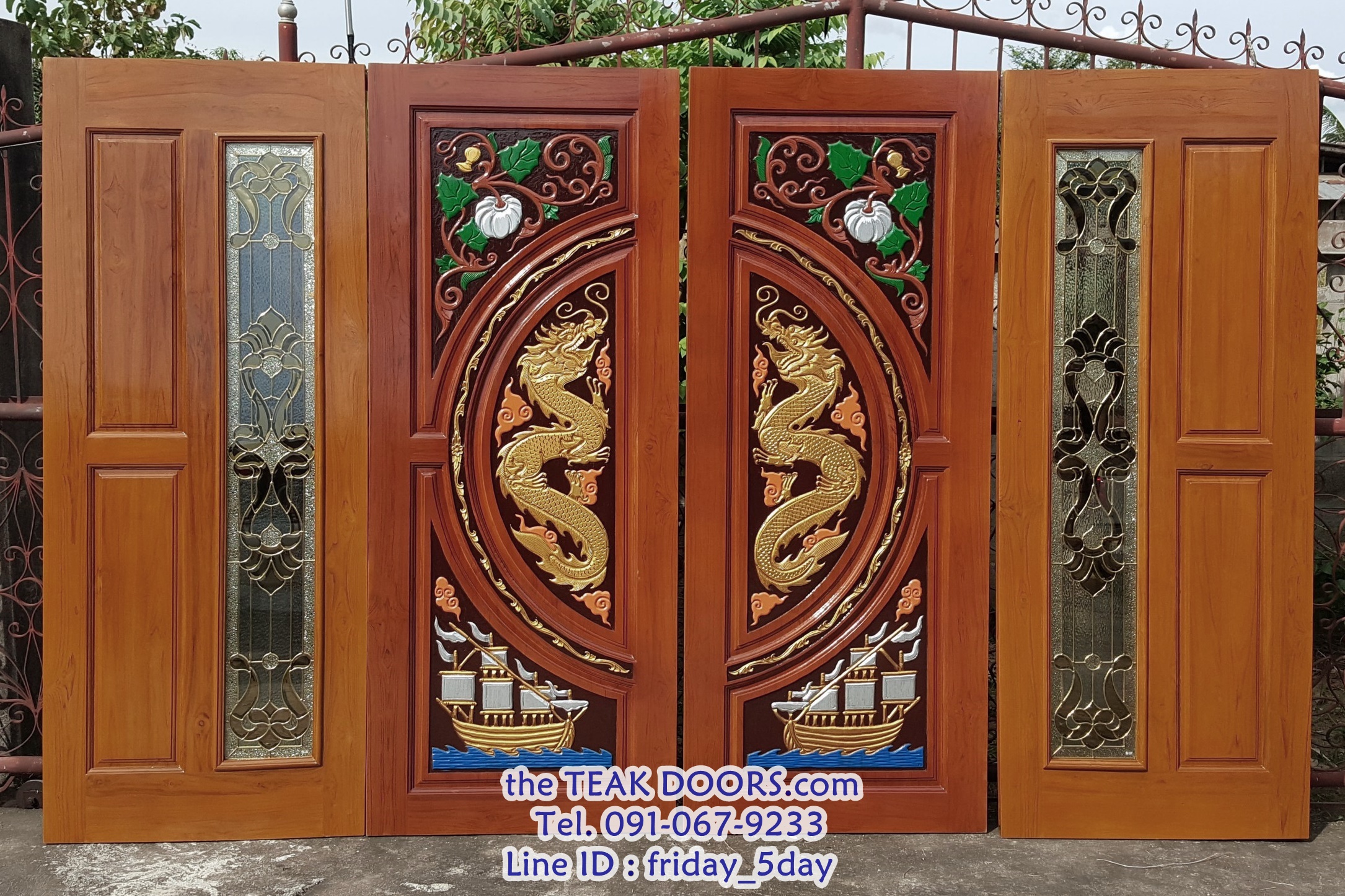 ประตูไม้สัก ข้างกระจกสเตนกลาส ชุด 4 ชิ้น (บานเปิด-ปิด)