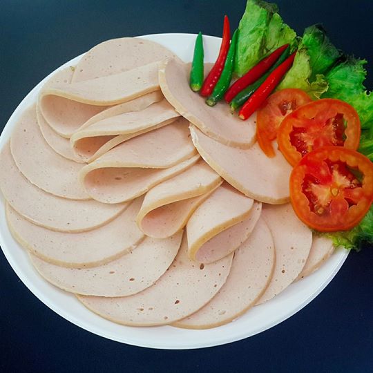 โบโลน่าไก่สไลด์ 1000 กรัม