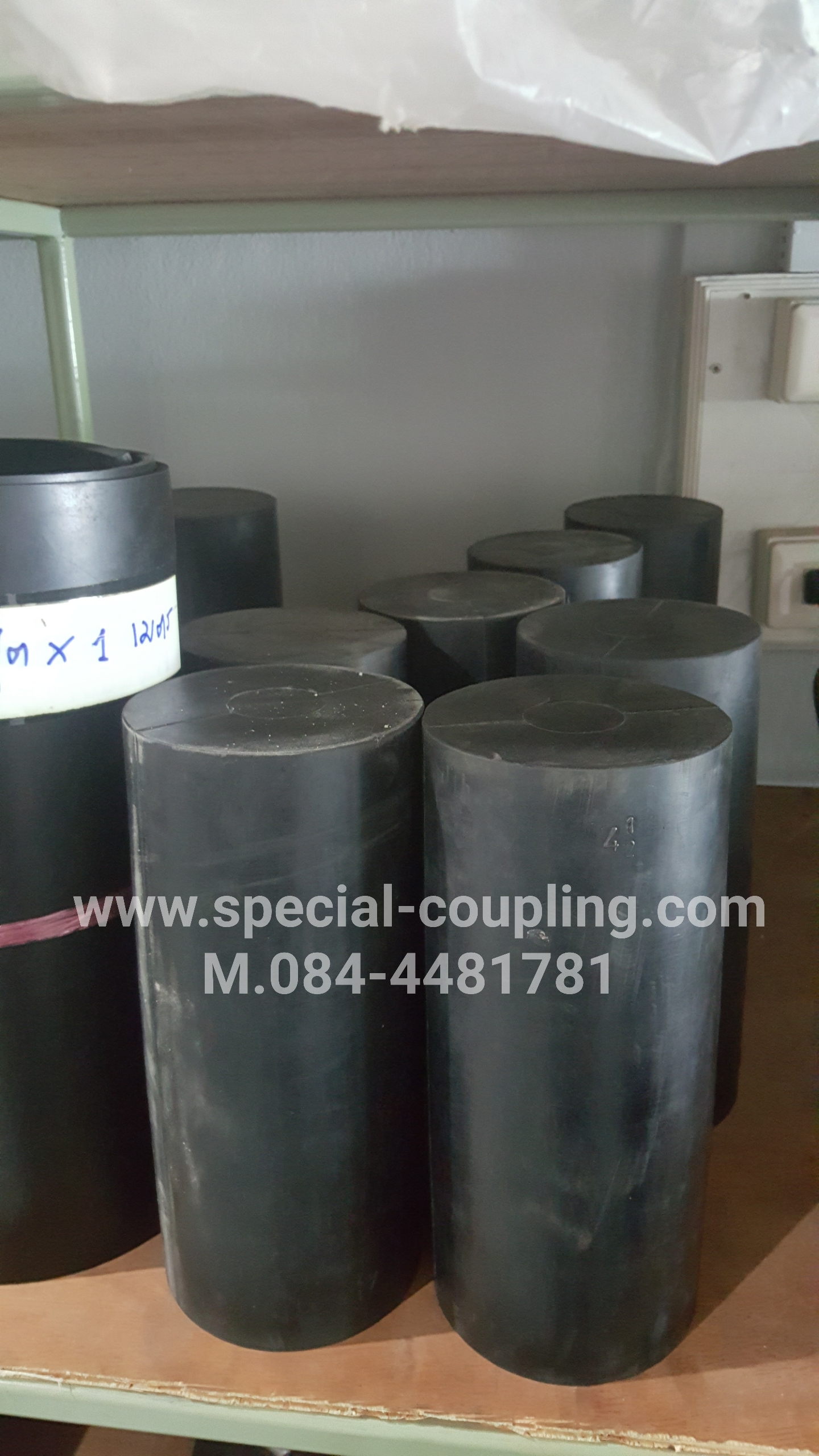 จำหน่ายยางแท่งNR ขนาด OD 115 mm. L 4'' แบบตัน ขายปลีกและส่งคะ