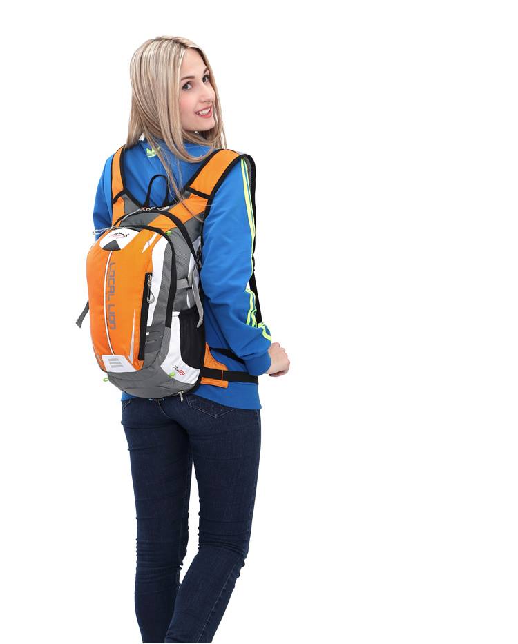 กระเป๋าจักรยาน Local Lion สีเหลือง 18L