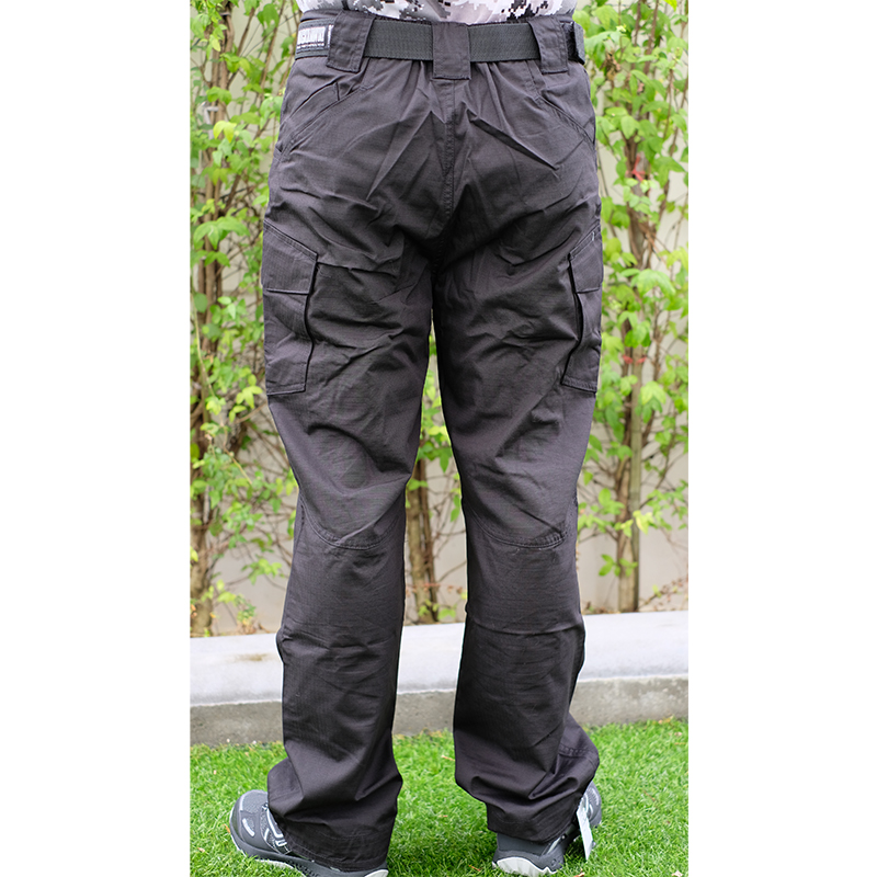 กางเกงยุทธวิธีแบรนด์ The Tank รุ่น IX9c เนื้อผ้าริปสต๊อป กางเกงใส่เดินป่า กางเกงขับบิ๊กไบค์ กางเกงทำงานภาคสนาม (สีดำ)