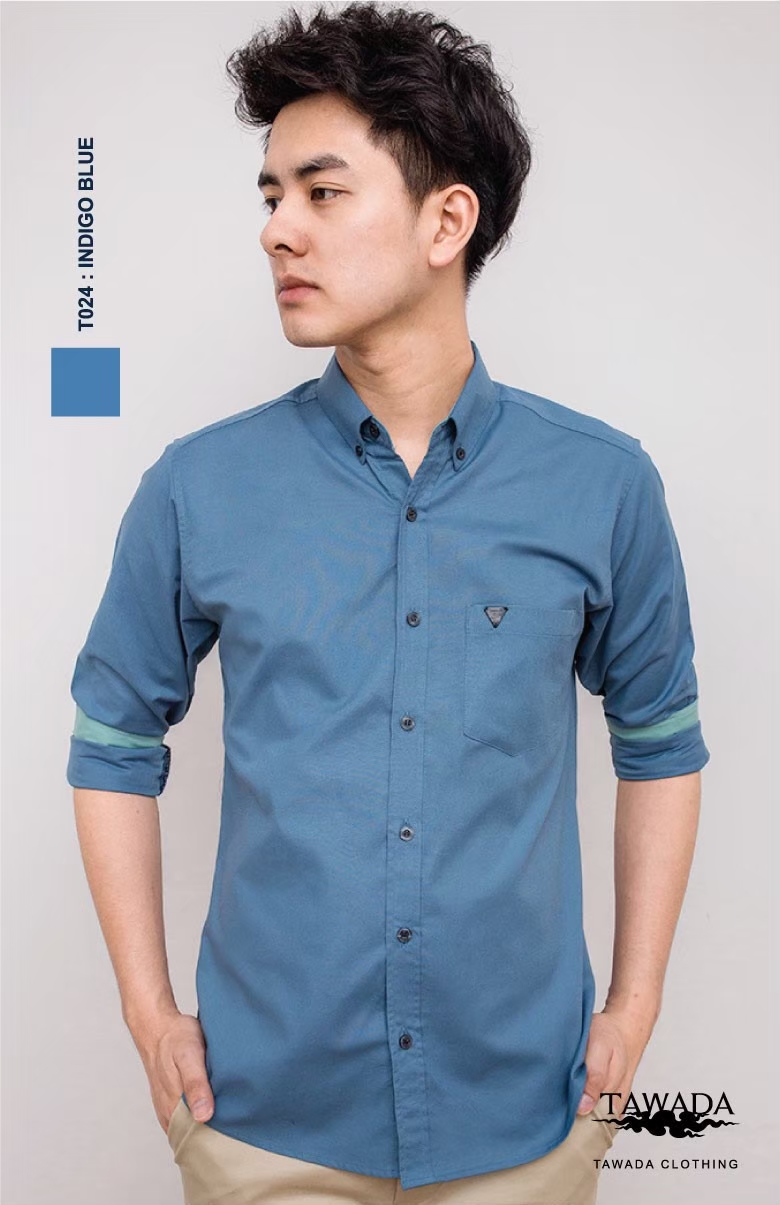 เสื้อเชิ้ตผู้ชายแขนยาวคอปกทรง Silmfit สีน้ำเงินคราม
