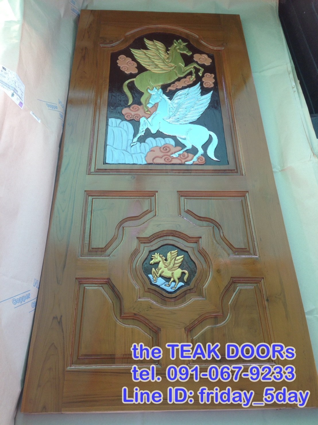 TD122 ประตูไม้สัก ลายอาชา ขนาด 80X200 ซม.