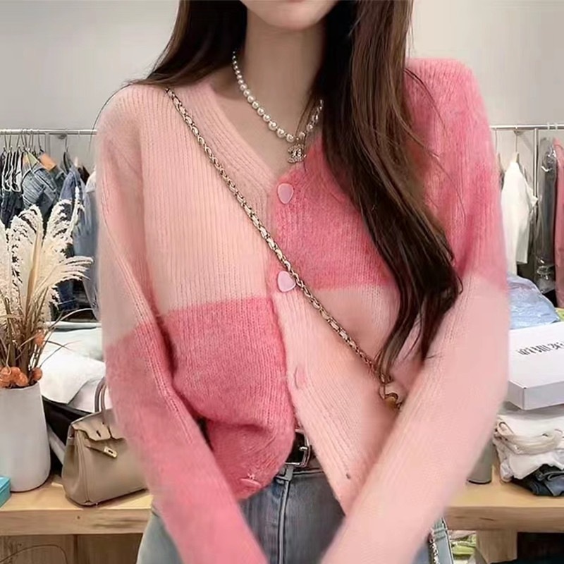 พร้อมส่ง : เสื้อกันหนาวสเวตเตอร์แขนยาวลายตาราง