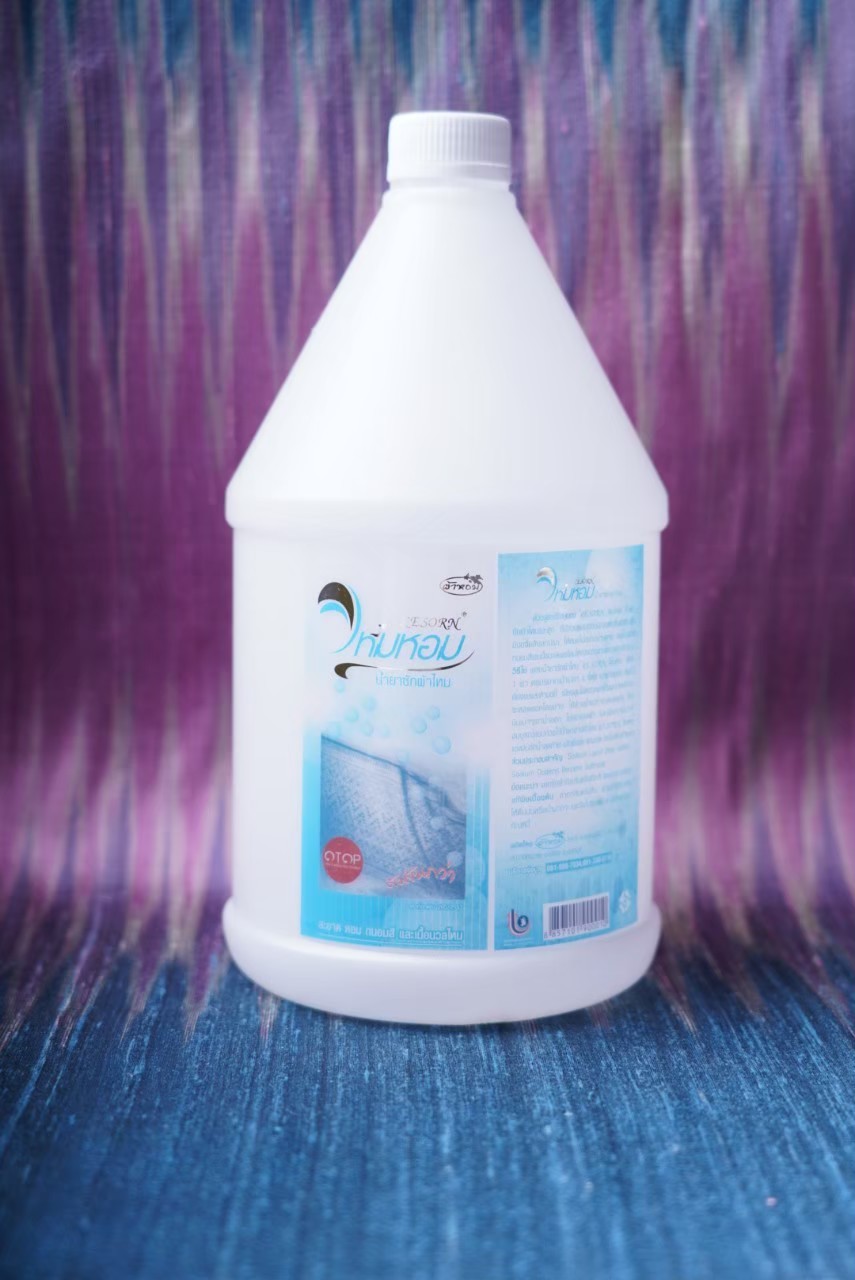 น้ำยาซักผ้าไหม 3,800 mL