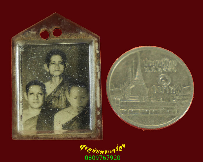 942.รูปถ่ายแมีชีเมี้ยน วัดถ้ำกระบอก จ.สระบุรี เข้มขลังคลาสสิกครับ