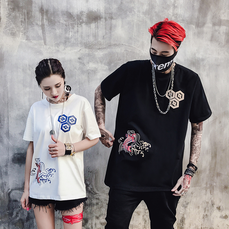 เสื้อยืดฮารท์คอร์