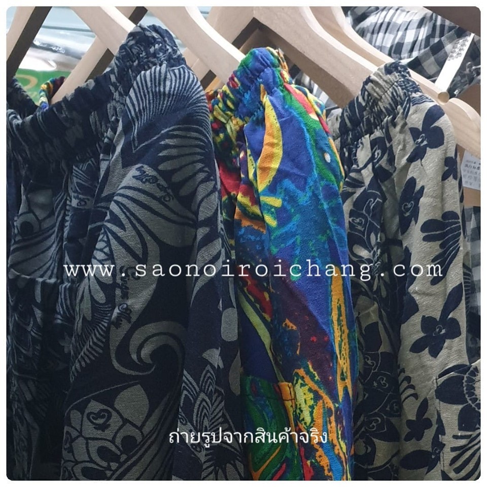 กางเกงฮาเร็มทรงเป้าต่ำลายพิมพ์ดอกไม้สีเทา-ดำ