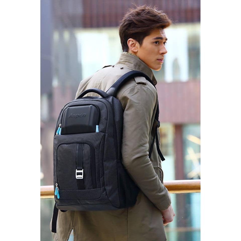 กระเป๋าเป้สะพายหลัง รุ่น AS-B18 (Black)