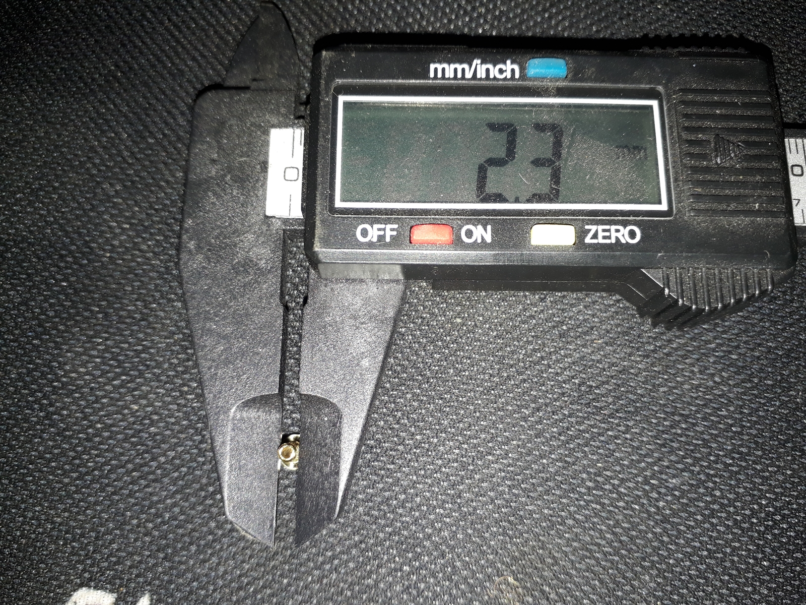 ขั้วน็อต BF RDA ขนาด M2.5*10มม. (แถมหกเหลี่ยมขัน)