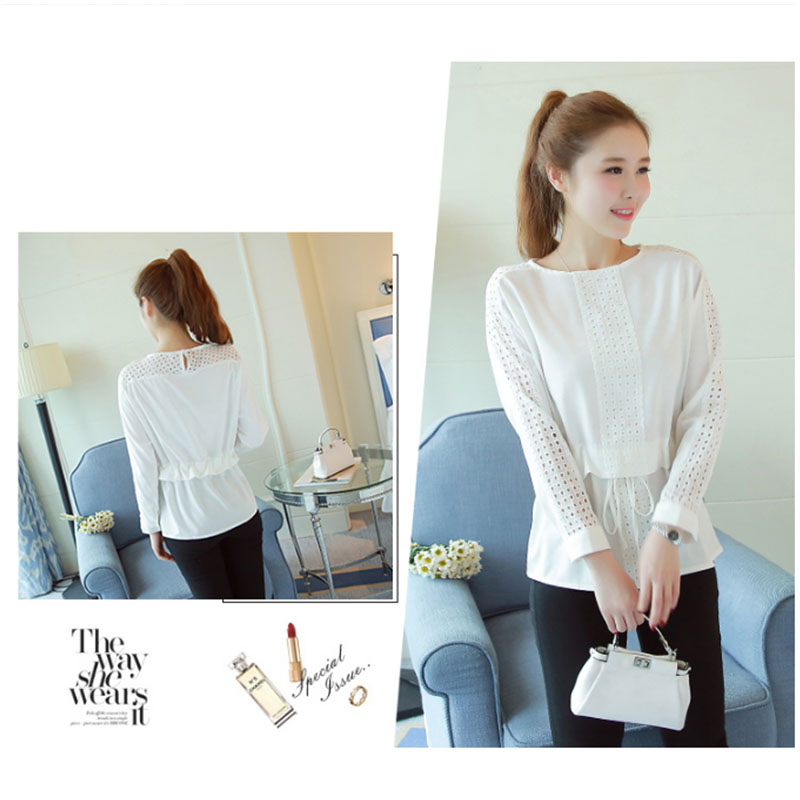 เสื้อฝ้ายแต่งลายแขนยาวสีขาว