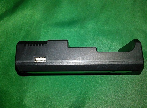 รางชาร์ทคู่ HD-8863 Multi-function ชาร์ทถ่าน14500 18650 18650นูน 26650 มีพอร์ท USB AC ADAPTER และพอร์ทUSB OUT