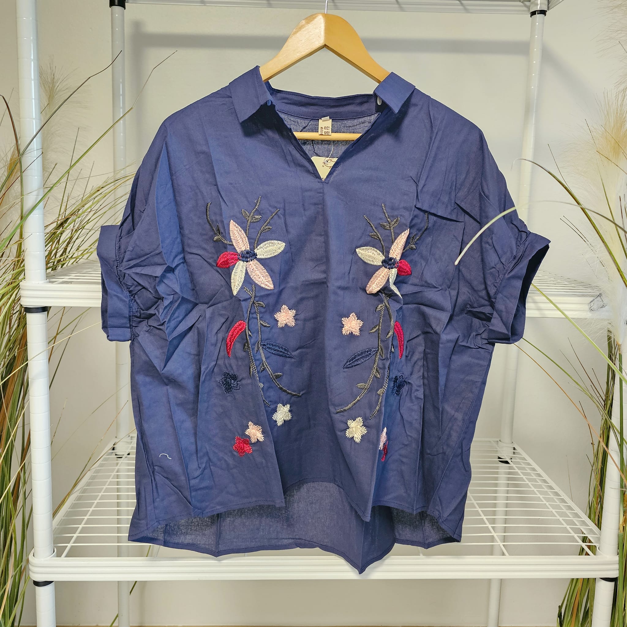 เสื้อฝ้ายปักลายดอกไม้