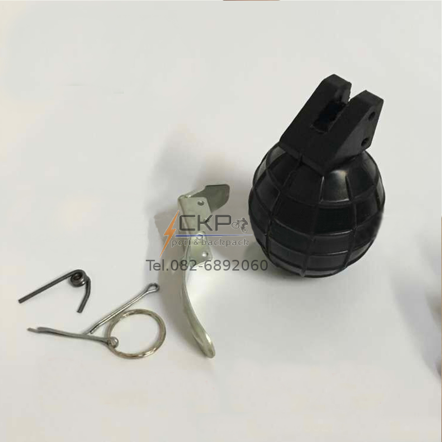 ลูกระเบิดมือปลอม แบบสลักดีดได้เหมือนจริง ประกอบการแสดง ลูกระเบิดมือปลอม ประกอบฉาก หรือการฝึกของทหาร และตำรวจ