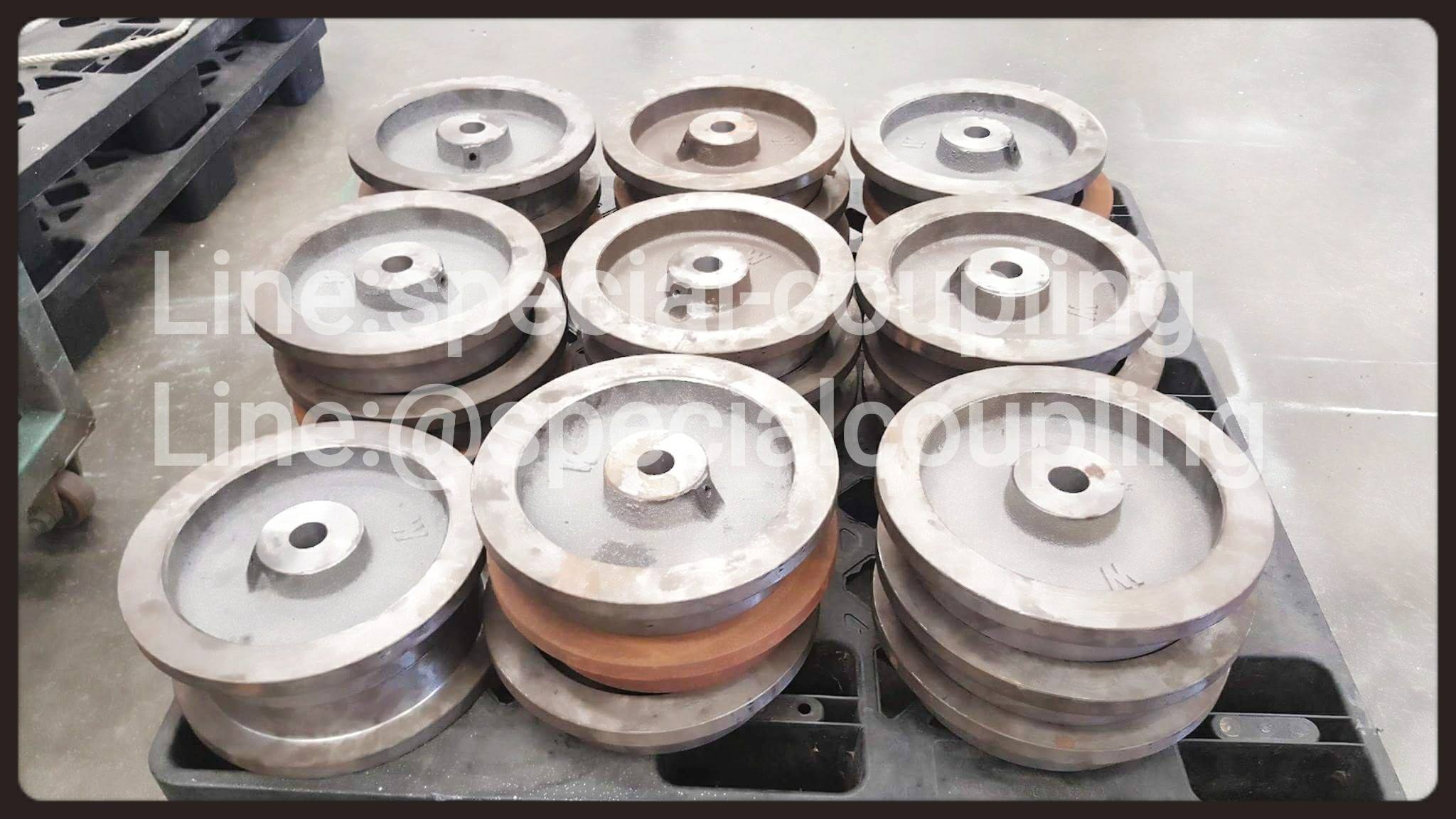 จำหน่ายล้อรถไฟเหล็กหล่อขนาด12"แบบโปร่ง และรับผลิตตามแบบจำนวนมาก สอบถามได้คะ