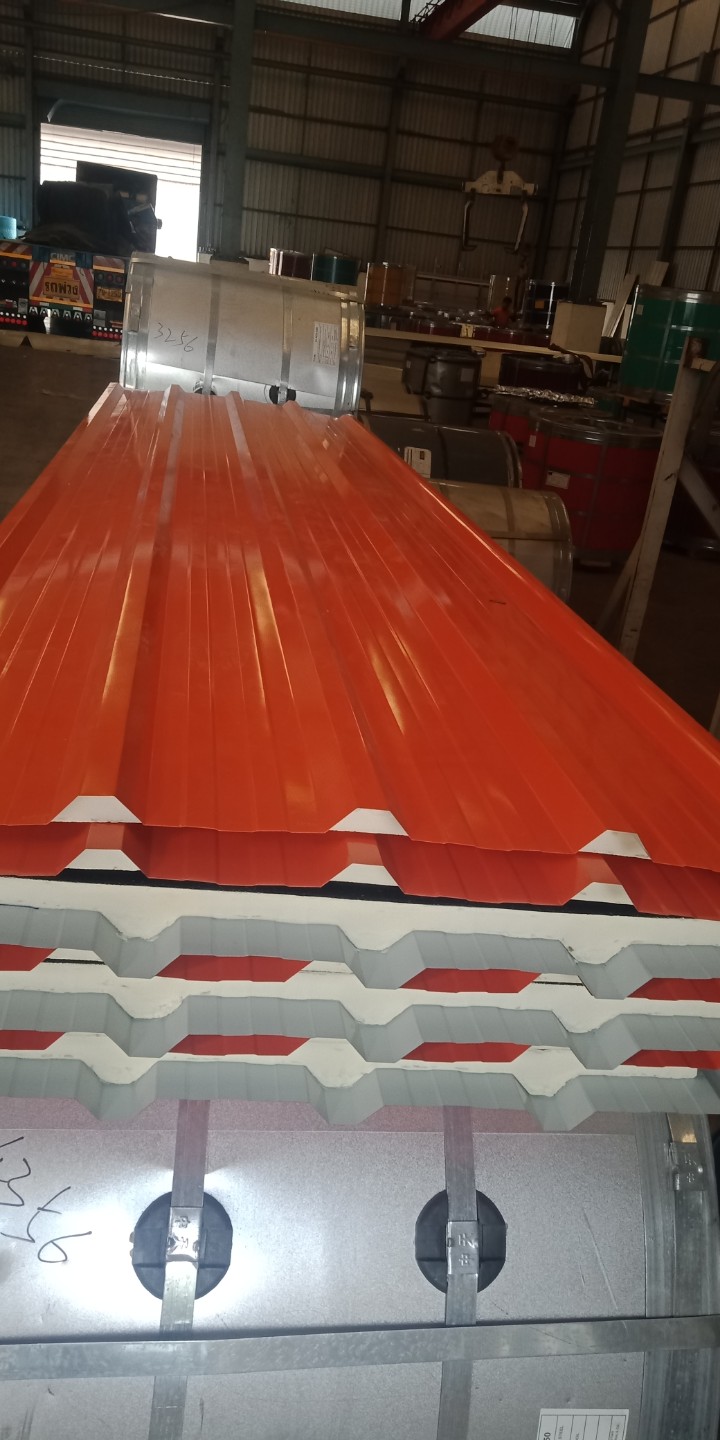 เมทัลชีทติดpu foam