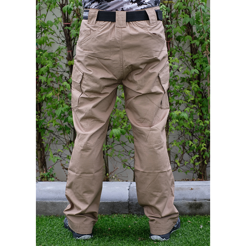 กางเกงยุทธวิธีแบรนด์ The Tank รุ่น IX9c เนื้อผ้าริปสต๊อป กางเกงใส่เดินป่า กางเกงขับบิ๊กไบค์ กางเกงทำงานภาคสนาม (สีกากี)