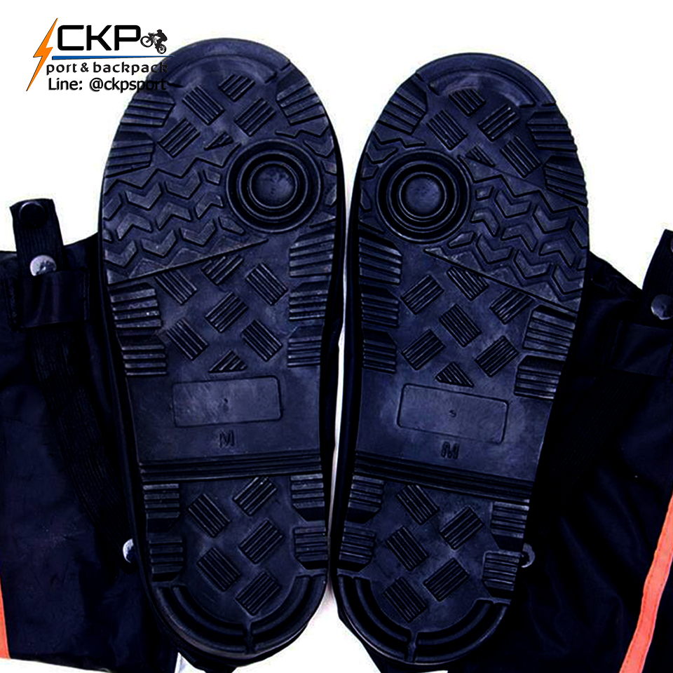 รองเท้าลุยน้ำแบบพกพา รองเท้า บูท ฝนตกน้ำท้วมต้อง รองเท้า บูท แบบพกพา จากร้าน ckpsport&back สามาติดต่อได้ที่ lineID :@ckpsport