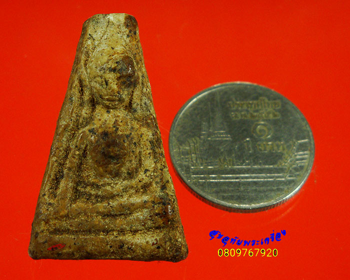 950.พระผง พิมพ์ผงสุพรรณ เนื้อจัดเข้มข้น เก่ามีอายุ เข้มขลัง น่าบูชาครับ