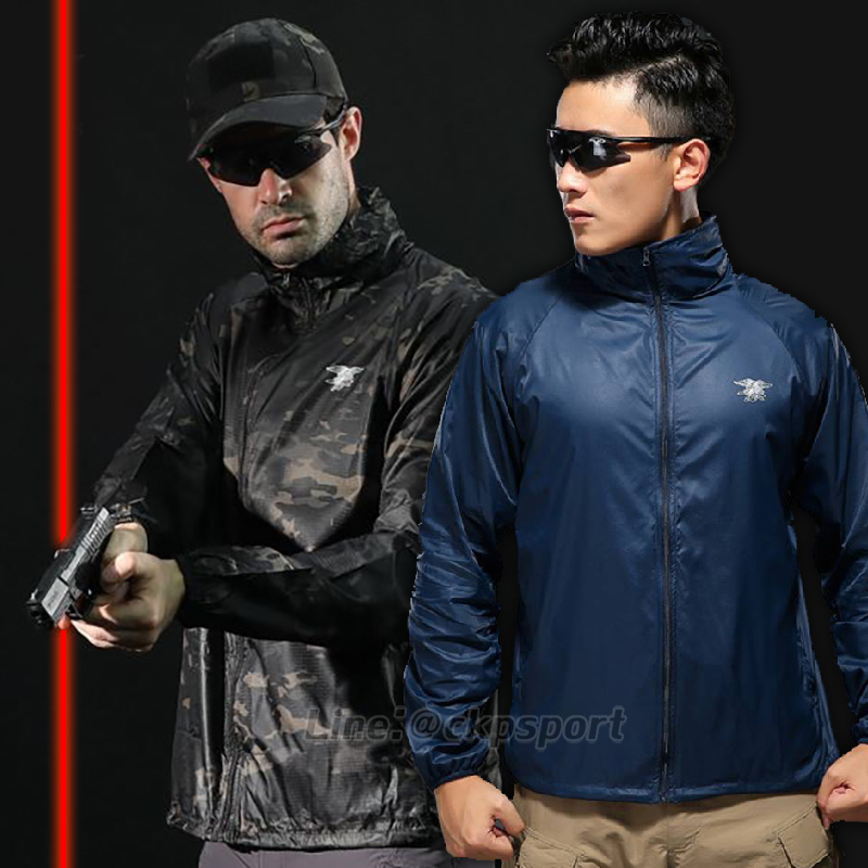 แจ็คเก็ตกันลม รุ่น PK เป็นเสื้อแบบ 4 in 1 กันลม กันแดด กันฝุ่น และกันน้ำ จัดเต็มครบฟังก์ชั่น น้ำหนักเบา ใส่แล้วเย็นสบาย ไม่อึดอัด ระบายอากาศดีเยี่ยม มีหมวกฮู๊ด พับเก็บได้ จากร้าน ckpsport&back สามาติดต่อได้ที่ lineID :@ckpsport