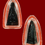 พระพรหมสามหน้า หลวงพ่อลำเจียก วัดศาลาตึก เนื้อเมฆพัตร ปี24 ครับ