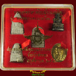 877.พระชุดหลวงพ่อทวดเหยียบน้ำทะเลจืด รุ่นครบรอบกระทรวงกลาโหม 115 ปี ปี45 กล่องเดิมน่าบูชาครับ