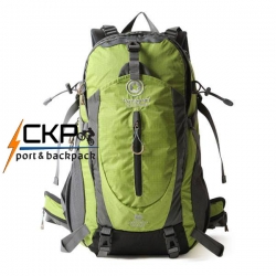 กระเป๋าเปฺ้ Backpack ยี่ห้อ Pentagram สีเขียวแอปเปิ้ล