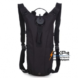 กระเป๋าเป้ถุงน้ำ สีดำ