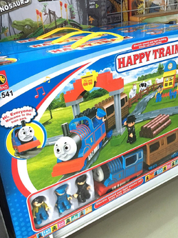 รถไฟโทมัส แอนด์ เฟรนด์ กล่องใหญ่ แถมตัวต่อเลโก้