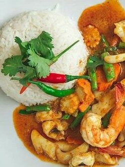 ผัดพริกแกงทะเล